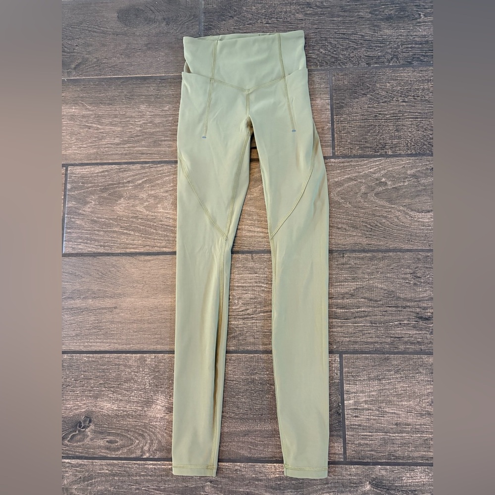 lululemon leggings / olive green / Size 2